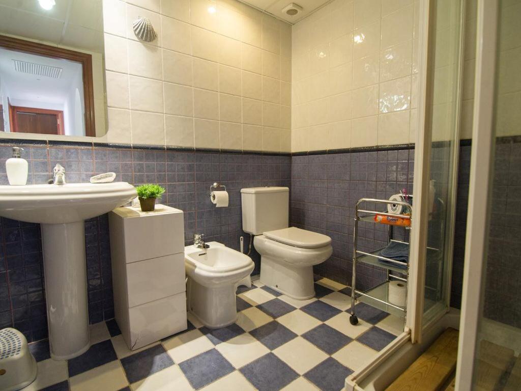 Casa En L Escala Con Piscina Y Wifi Free Villa L' Escala Kültér fotó